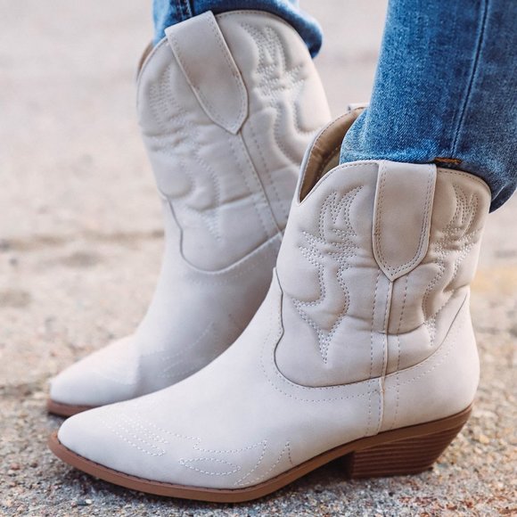 Soda Shoes - NEW🔥 Sand Embroidered Cowboy Cowgirl Ankle Booties Boots Pointed Toe Block Heel
